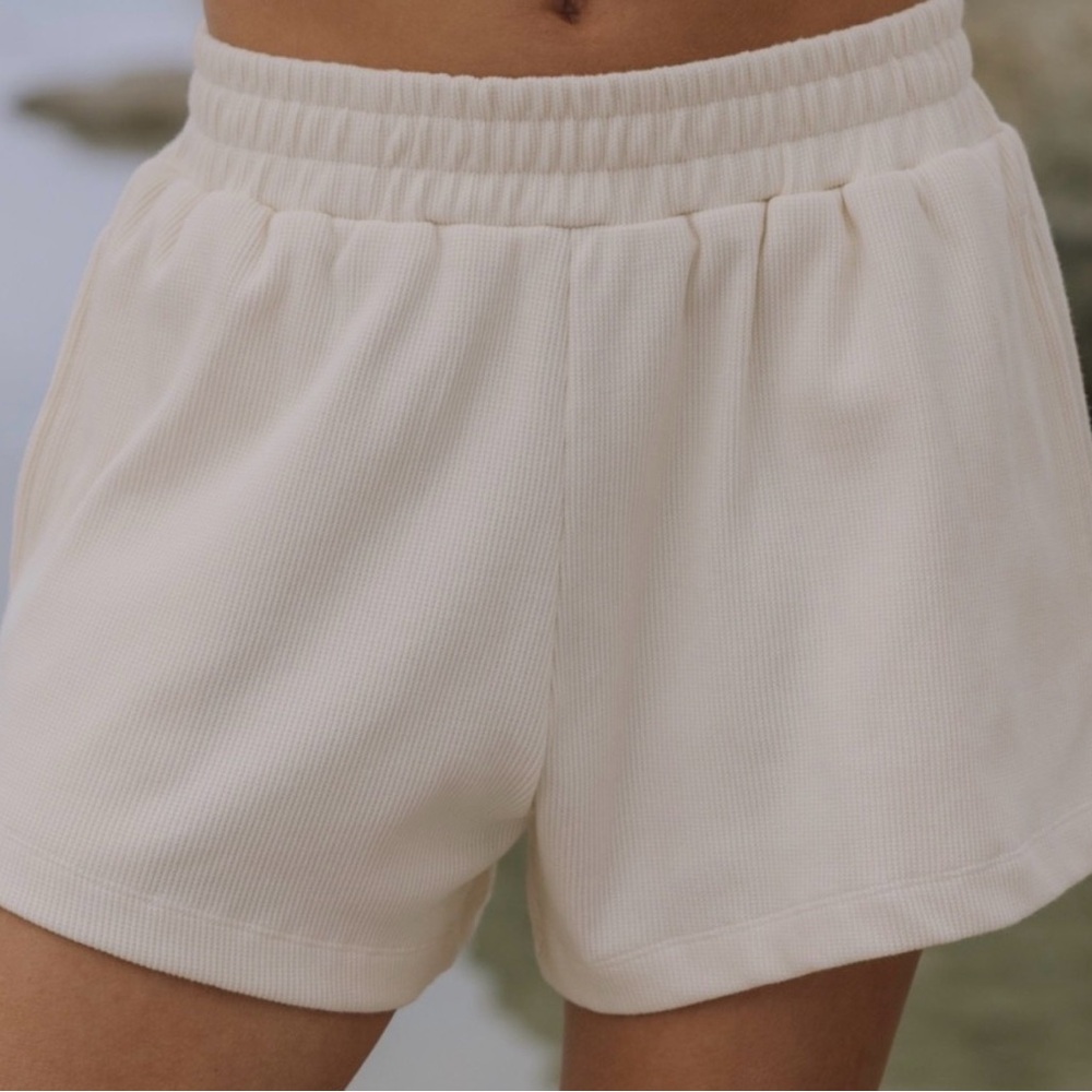 Daily Drills Sand Thermal Shorts